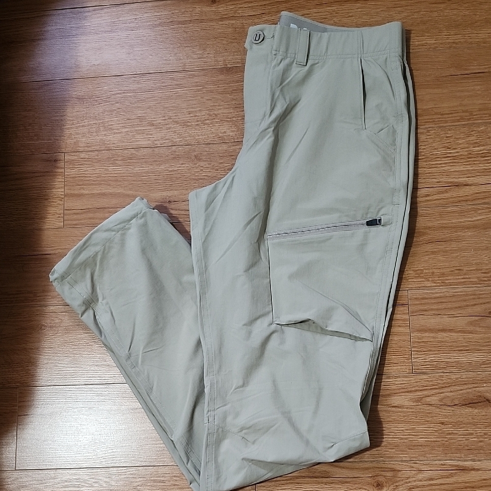 Under Armour Men's Light Khaki Cargo Pants